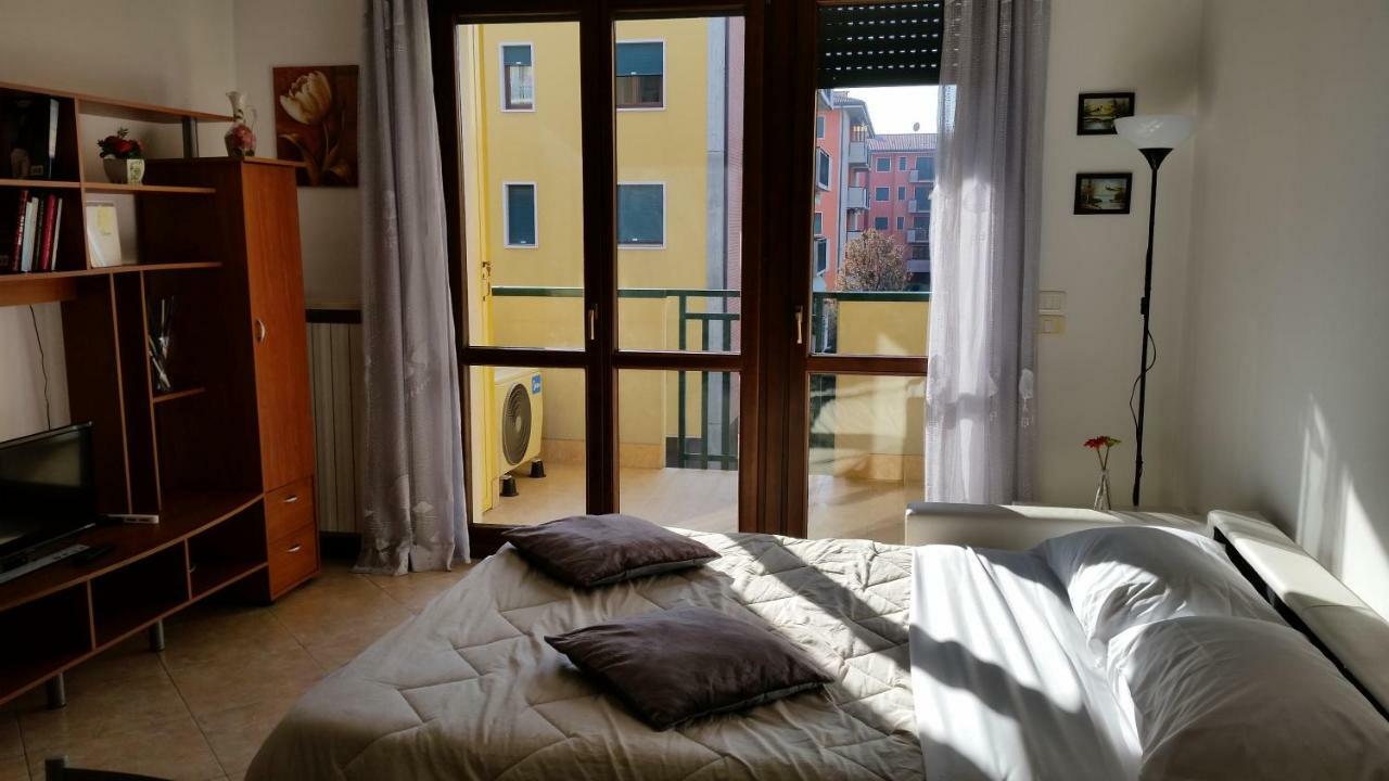 Bilocale Via Imola 4 Lejlighed Verona Eksteriør billede